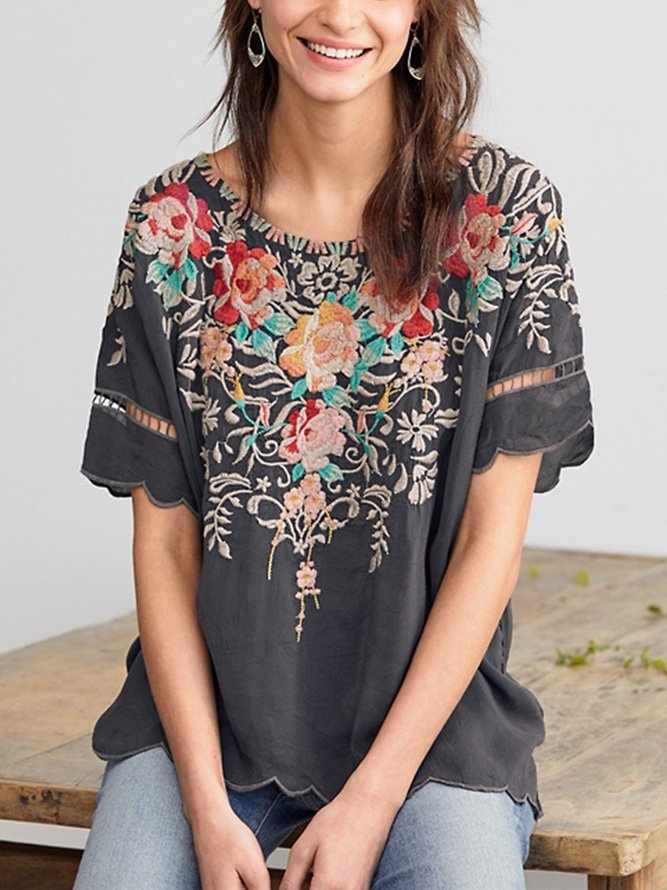 Round Neck Floral Casual T-shirt