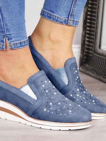 Women Comfortable Slip-on Sneakers